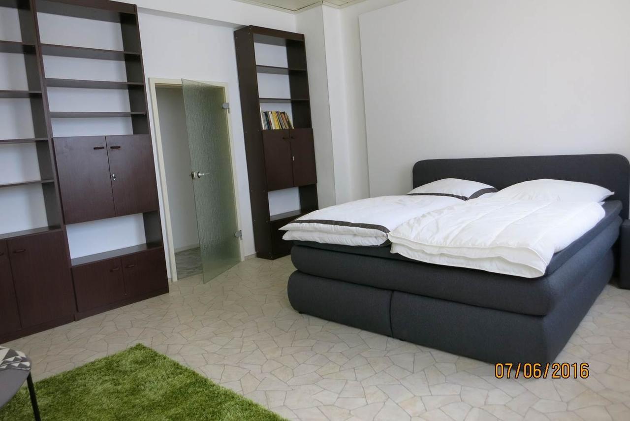 Profair Apartments Near Exhibition Center Hannover Luaran gambar